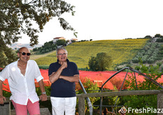 Giorgio Eleuteri (a destra) insieme all'agronomo di fiducia da sempre, Umberto Santoni.