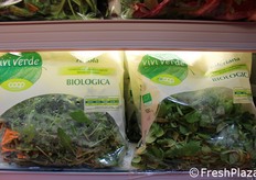 Focus particolare sui prodotti realizzati con packaging in PLA (acido polilattico), una bioplastica trasparente prodotta da risorse 100% rinnovabili e percio' a zero impatto ambientale.