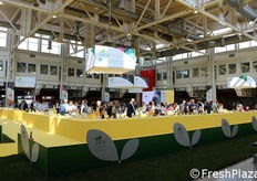 Il pubblico del Salone internazionale del biologico e del naturale-SANA (Bologna, 7-10 settembre 2018) ha scelto i propri prodotti preferiti tra le oltre 950 referenze in mostra. La cerimonia di premiazione si e' tenuta nel pomeriggio di domenica 9 settembre al Centro Servizi di BolognaFiere.(Reportage fotografico a cura di Maria Luigia Brusco)