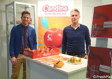 In foto: Stefano Giorgetti, ufficio marketing Apofruit e Vittorio Vitali, coordinatore stabilimento Apofruit a Trento (in collaborazione con SFT-Società Frutticoltori Trento).