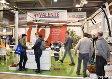 L'originale stand della Valente Pali