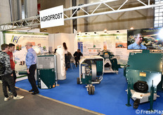 Agrofrost: tecnica di protezione (antigelo e di irrigazione, antipioggia).