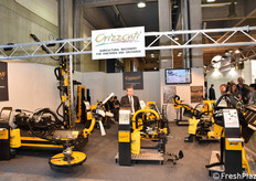 Macchinari e attrezzi per per la lavorazione del terreno e per la cura delle piante allo stand Orizzonti.