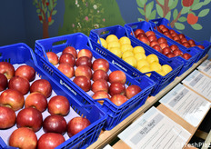 Altre cultivar di mele esposte dal Centro Laimburg.