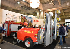 Mitterer: macchinari e attrezzi per la cura delle piante e per la raccolta.