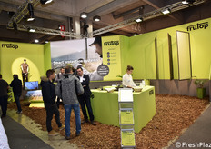 Frutop: reti antigrandine e accessori.