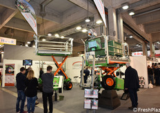 Attrezzi per la raccolta rialzata Samatec.