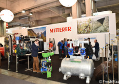 Mitterer: macchinari e attrezzi per la cura delle piante e per la raccolta, tecnica di protezione antigelo e di irrigazione.