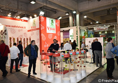 Lo stand della Salvi Vivai caratterizzato da un'originale disposizione delle mele