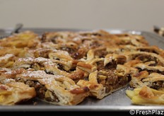 dolce preparato dagli studenti dall'Istituto Alberghiero G. Renda di Polistena (RC) con le mele fornite dalla Tagliani Vivai International