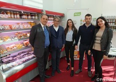 Alima è un'azienda giovane ma con le idee ben chiare. Da sinistra Francesco Terranova, Massimo Mazzocca, Domenica Reggio, Alessandro De Luca, Rosa Reggio