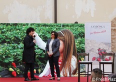 A sinistra il comico lucano Dino Paradiso. A destra Carmela Suriano, CEO del Club Candonga.