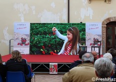 Area allestita per gli interventi degli ospiti.