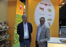 Paolo De Caro e Antonino Tribastone presso lo stand Melone Mundial 