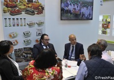 Almaverde Bio, tavolo riunioni