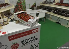 Stand Vittoria Tomatoes