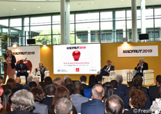 Un momento della cerimonia di inaugurazione di Macfrut