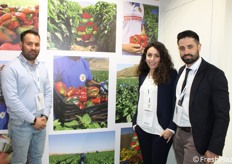 Vincenzo e Valentina Marrali insieme a Paolo Gioveni della Cooperativa agricola San Tommaso.