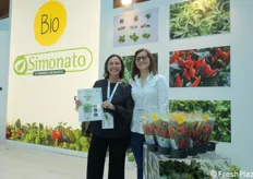 Rosanna Bertoldin insieme alla collaboratrice Belinda Piasentino