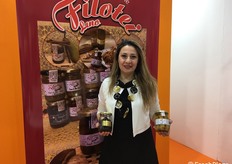 Sabrina Giudice accoglie i buyer per promuovere la linea dei trasformati di ortofrutta a marchio Filotei