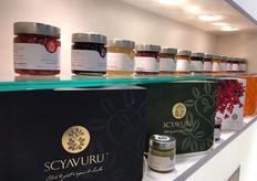 Linea dei trasformati di confetture, marmellate e creme spalmabili della siciliana Scyavuru