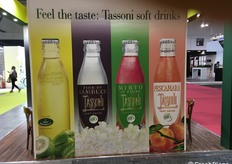 In occasione di TuttoFood, Cedral Tassoni annuncia due novità di prodotto per il 2019: una nuova acqua Tonica Superfine con Limoni del Garda e la trasformazione in biologiche delle bibite della Linea Fiori e Frutti, Fior di Sambuco, Mirto in Fiore e Pescamara