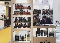 Il prodotto di punta di Ursini è il pomodoro a pera d'Abruzzo, ma l'azienda  trasforma in sottoli anche zucchine, melanzane, carciofi, asparagi, radicchio peperone e agrumi