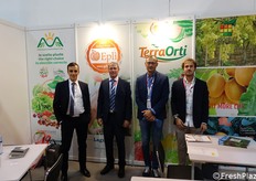 Stand collettivo in cui erano presenti, fra gli altri, Davide Tolesano e Simone Bernardi, per Lagnasco Group, e Alessandro Tristano e Federico Nicodemo per Frutthera Growers