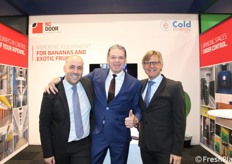 Una collaborazione fieristica (e non solo) per l'olandese BG Door e l'italiana Cold Energy. In foto: Andrea Caputi (area vendite di Cold Energy), Jan van Kessel (direttore di BG Door), Massimiliano Castagna (responsabile commerciale di Cold Energy).