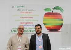 Mario Gareffi (ufficio agronomico) e Roberto Iaboni (funzionario tecnico-commerciale) della L. Gobbi di Campo Ligure (GE).