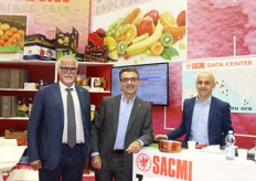 Roberto Bucchi (CEO), Danilo Zama (packaging sales manager) e Michele Falasca (montatore meccanico) di Sacmi Packaging Spa di Imola (BO).