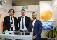 Alberto Labrado (sales manager Spagna, Portogallo e America Latina per Food Freshly), Benjamin Singh (direttore vendite di Food Freshly) e Gianluca Giordano (sales area manager di PND).