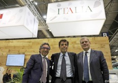Valentino di Pisa (Fedagro Mercati), Fabio Massimo Pallottini (Car) e Giuseppe Pavan, vicepresidente di Fedagro
