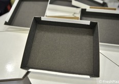 Il vassoio presentato in fiera, con trama assorbente