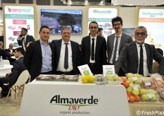 Parte dello staff di Almaverde Bio