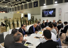 Incontro Iko presso Ice-Cso