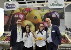 Melinda, parte dello staff a contatto con i visitatori