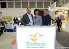Dario Valerio (resp. vendite),  Angelica Di Marino (vice-presidente), Giovanni Carotenuto (presidente) di Sotea