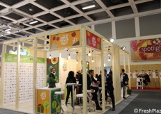 L'Italian Fruit Village