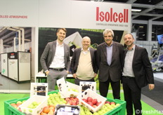 Sempre sorridente il team dell'altoatesina Isolcell per cui la presenza in fiera è immancabile