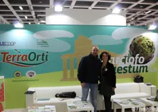 Per TerraOrti Andrea Esposito (agronomo) e Lorena Parini (responsabile comunicazione). 