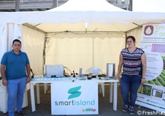 Giovanni Ghiolo (tecnico) e Maria Luisa Cinquerrui di Smartisland