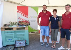 Alex Tallone (resp. ufficio tecnico di Sanifrutta), Vilma Raineri (amministrazione) e Alberto Boschero (resp. ufficio tecnico di Joinfruit)