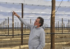 Mario Tonioni indica le caratteristiche dell'impianto