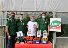 In foto da sinistra a destra: Piero Aringoli (agente SAIS del territorio), Gaetano Stravato (tecnico), Piero Pannone (titolare dell'omonima azienda ospitante l'evento) e Faliero Liverani (direttore commerciale di SAIS)