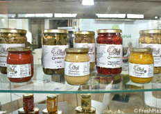 Prodotti trasformati presso lo stand Sa Marigosa.