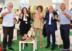 Momento conviviale presso lo stand della Regione Sicilia.