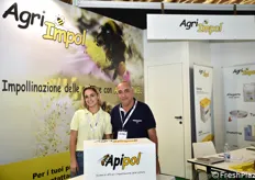 In foto, il titolare di AgriImpol, Antonio Rago, insieme alla figlia Michela.