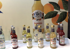 Bio Sicilia è la linea biologica di succhi di agrumi siciliani a marchio Polara.