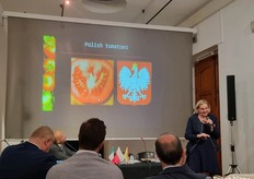 La Prof.ssa Agnieszka Sekara, dell'Università di Cracovia - Facoltà di Biotecnologia e Orticoltura, Dipartimento di Orticoltura